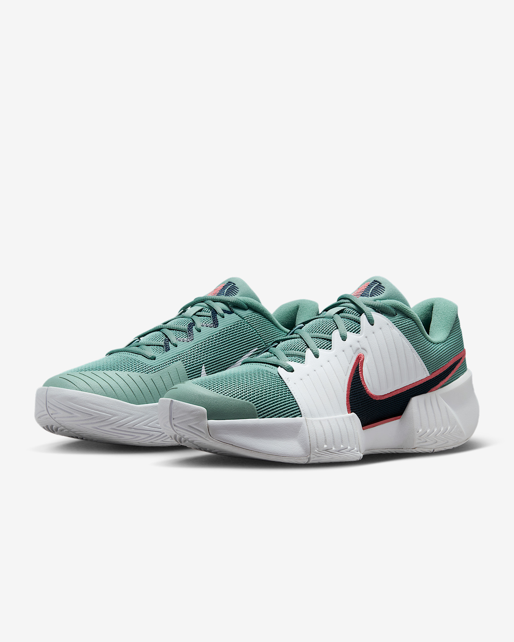 Nike GP Challenge Pro Men's Hard Court Tennis Shoes - 5