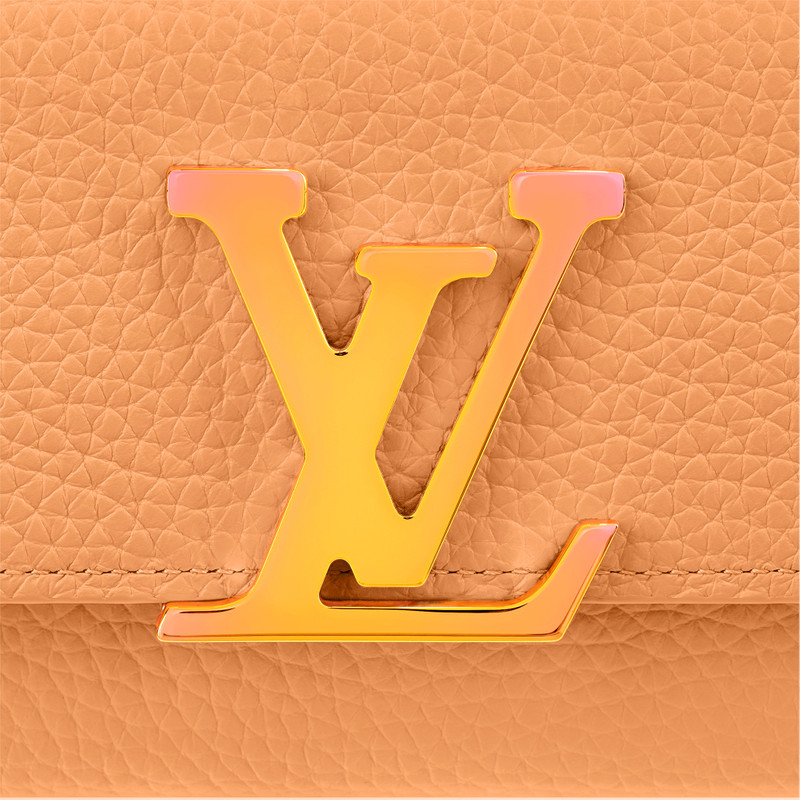 Capucines Compact Maxi Wallet 4