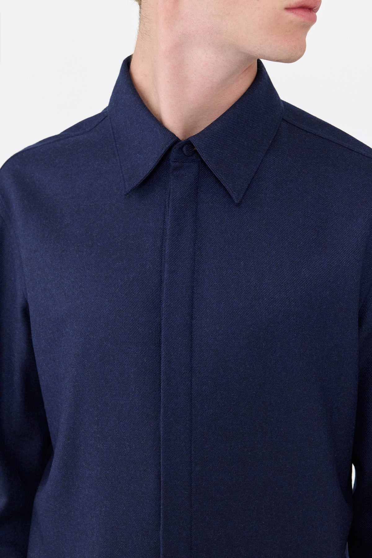 Abbe Shirt in Navy Virgin Wool Cashmere - 4