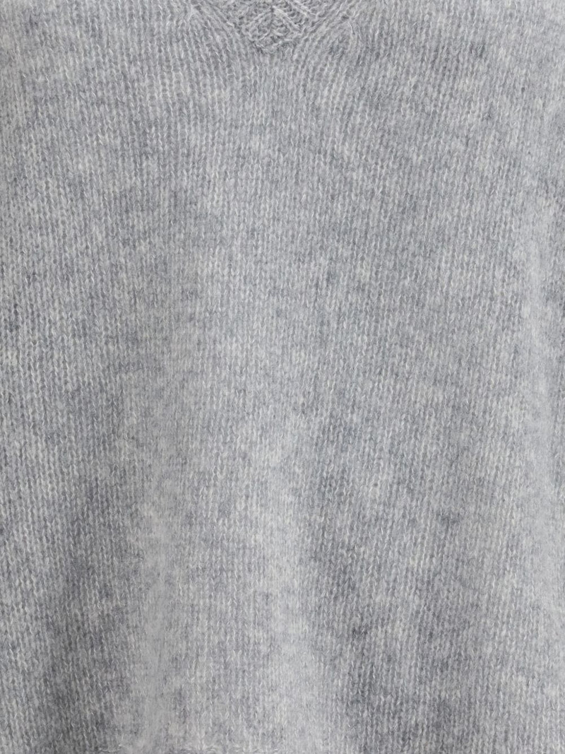 V-neck leona sweater 3
