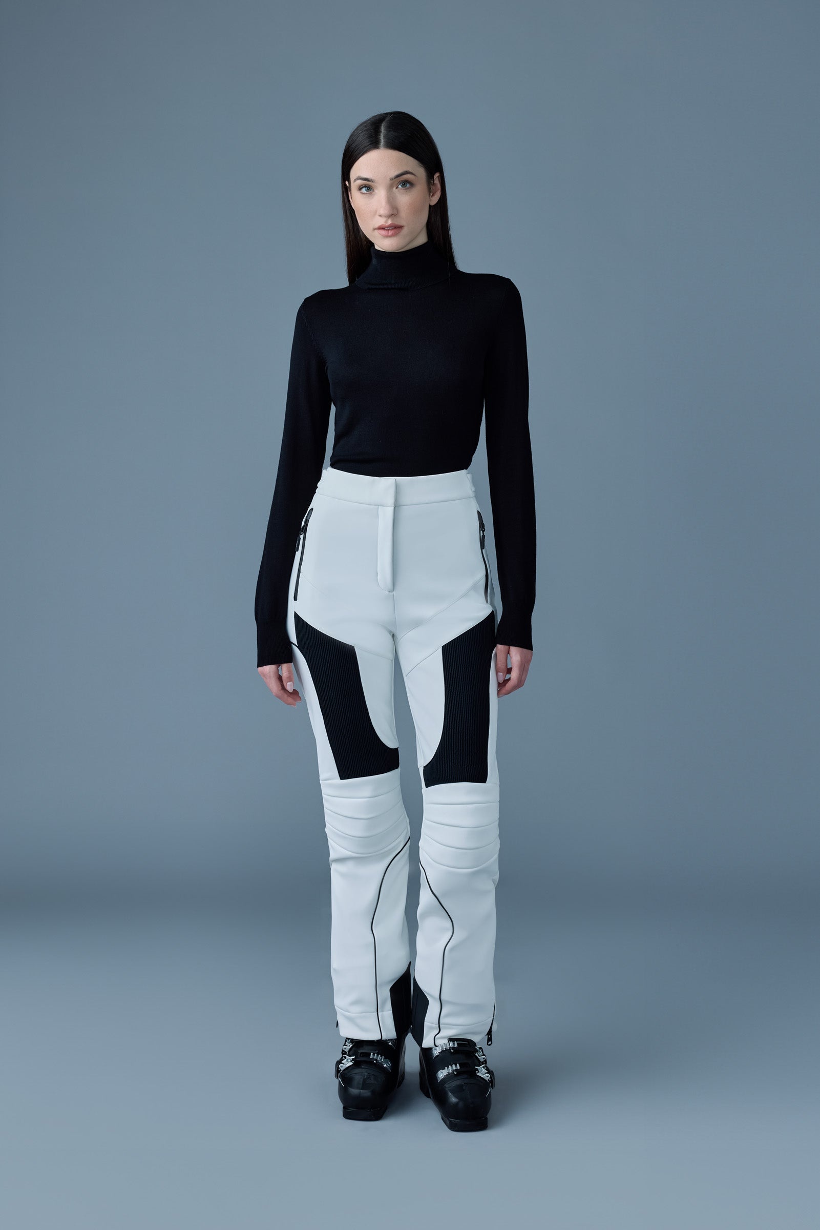 MAIKA Techno Fleece ski pants with articulated knees and smocked detail - 2