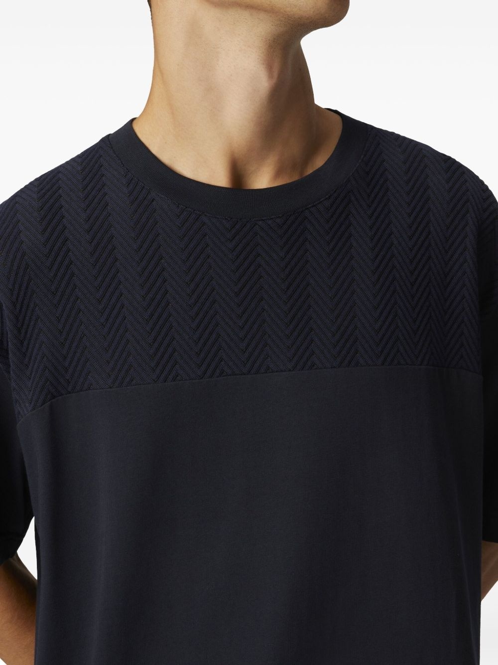 short-sleeved T-shirt - 5