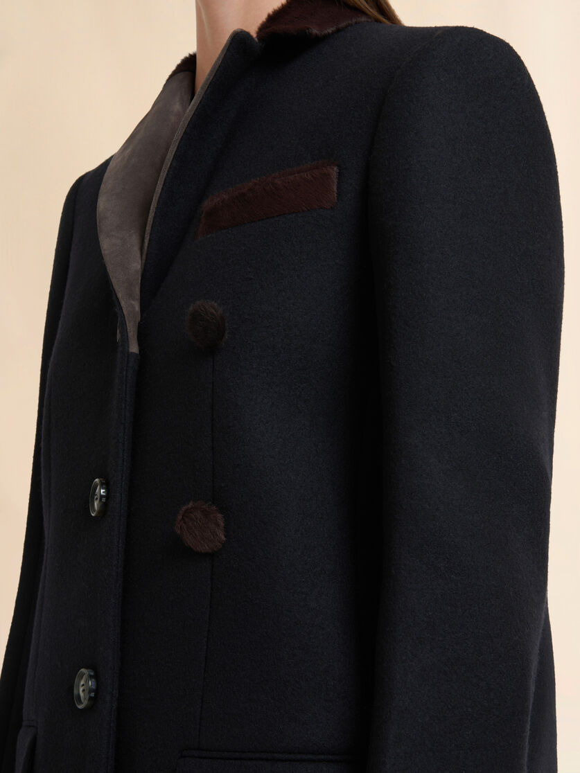 BLACK WOOL FELT COAT WITH LEATHER DETAILS - 5