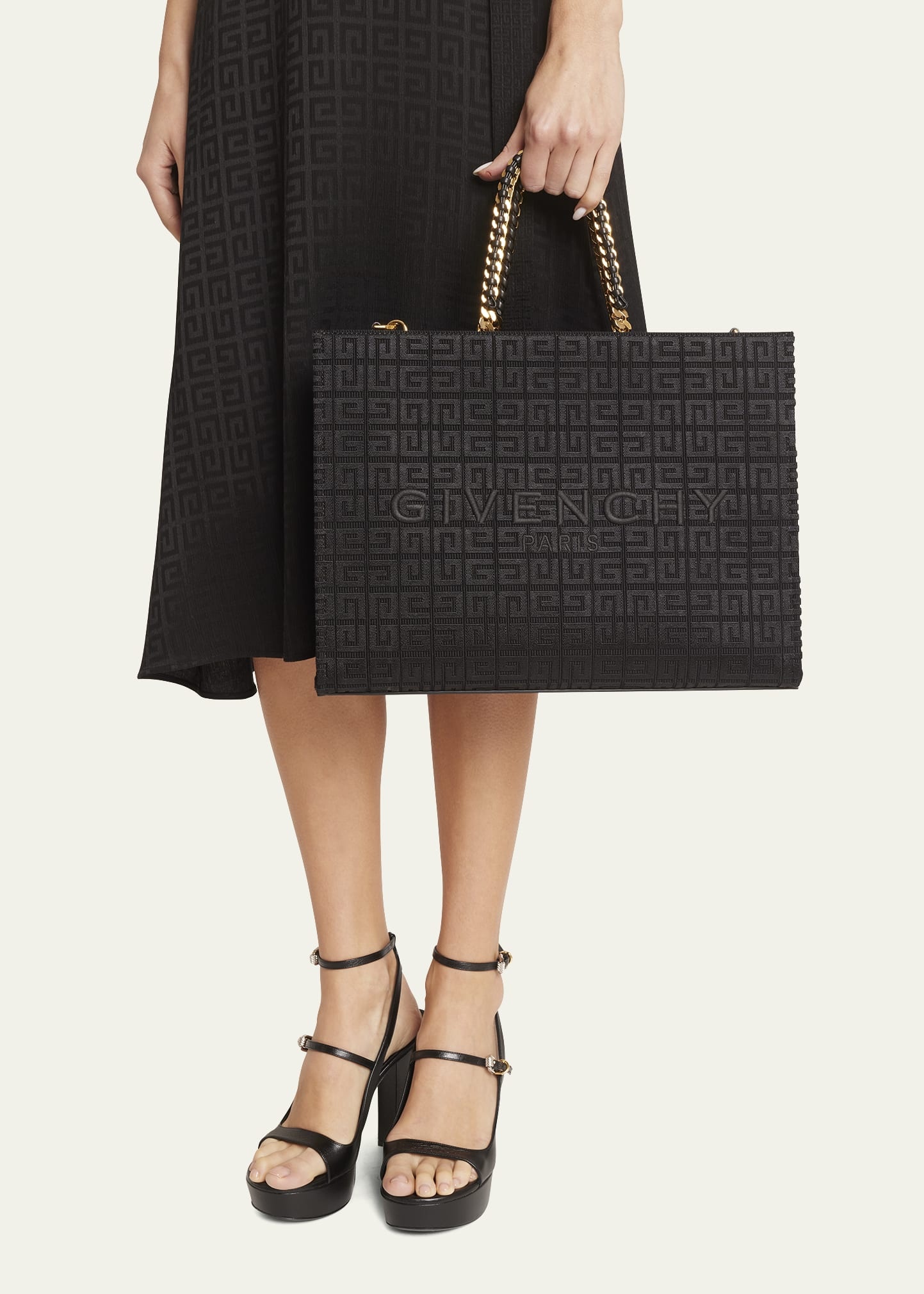 Medium G Tote Bag with Chain - 2
