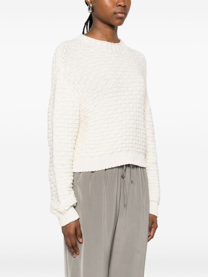 textured knitted sweater 3