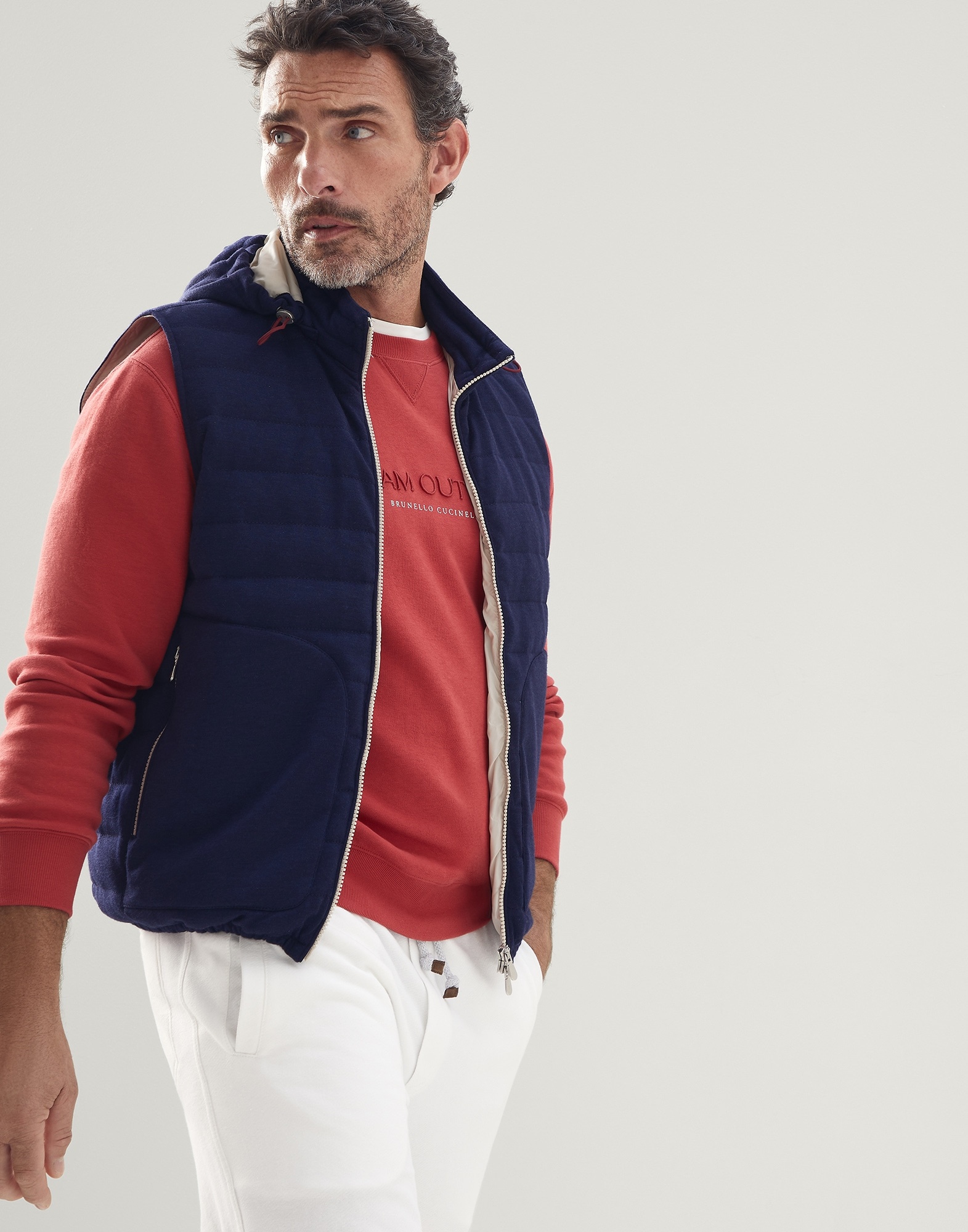 Virgin wool and cashmere knit lightweight down vest with detachable hood - 4