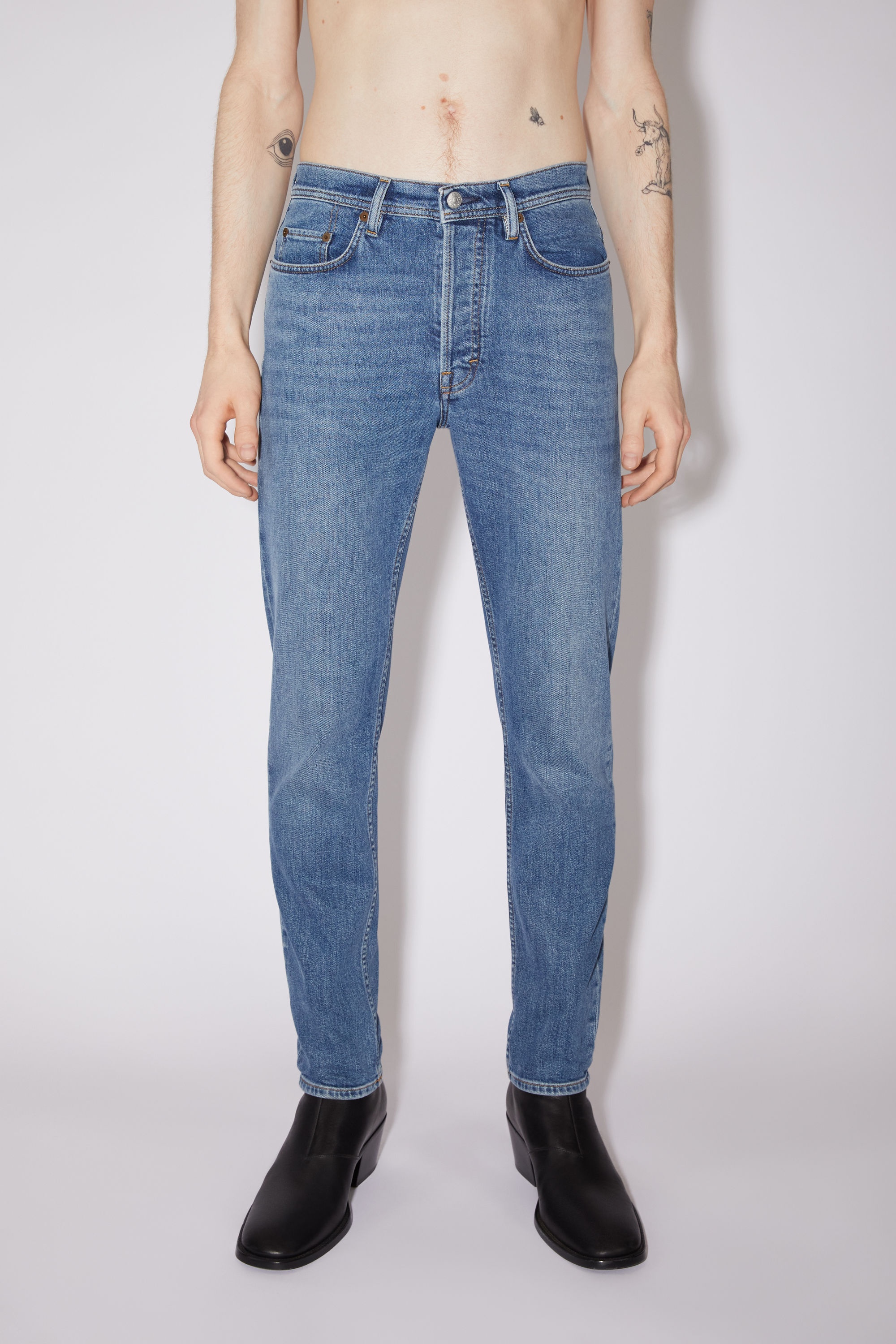 Slim tapered jeans - Mid Blue - 2