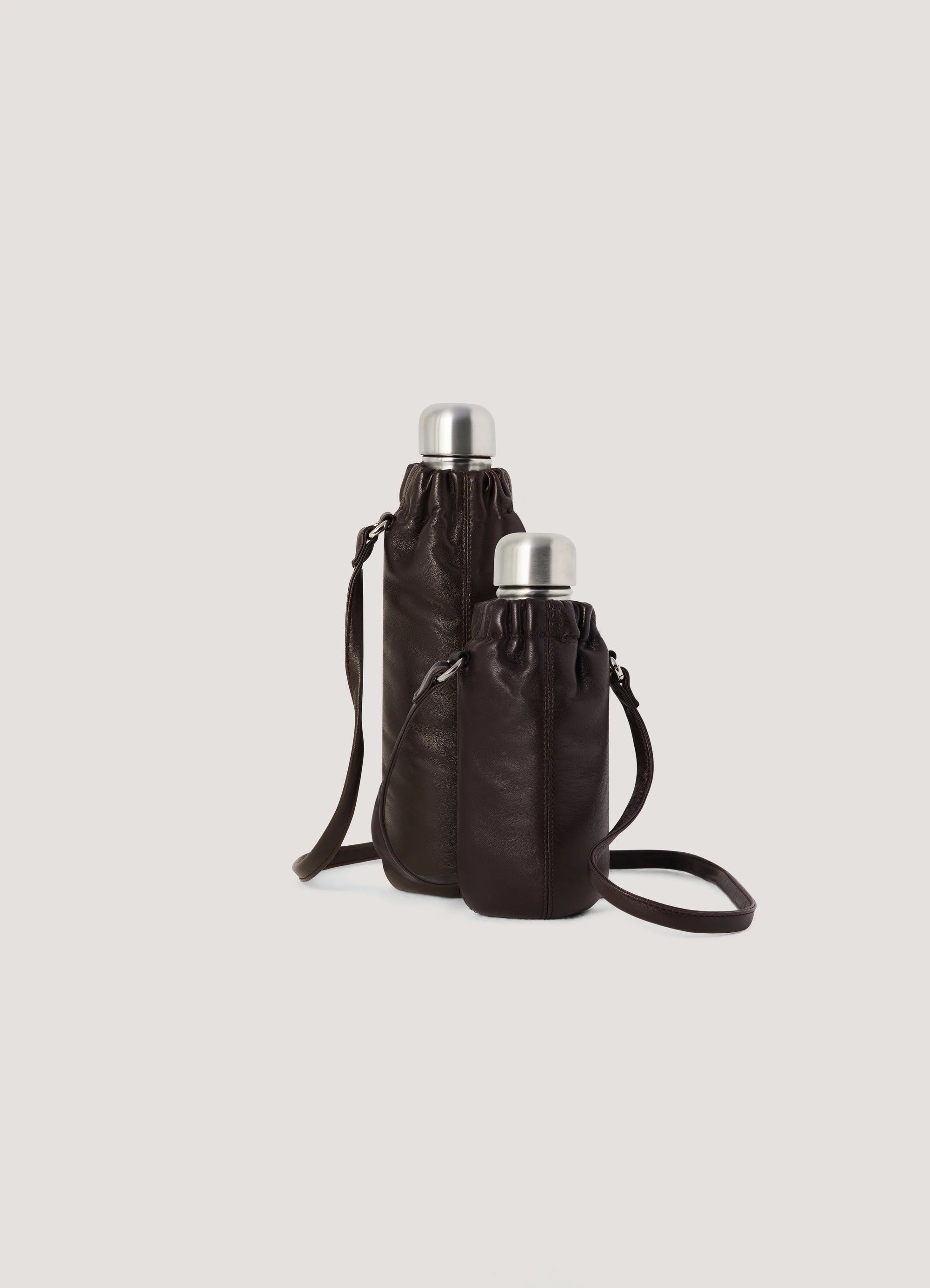 SMALL WATER BOTTLE-CARRIER
SOFT NAPPA LEATHER - 4