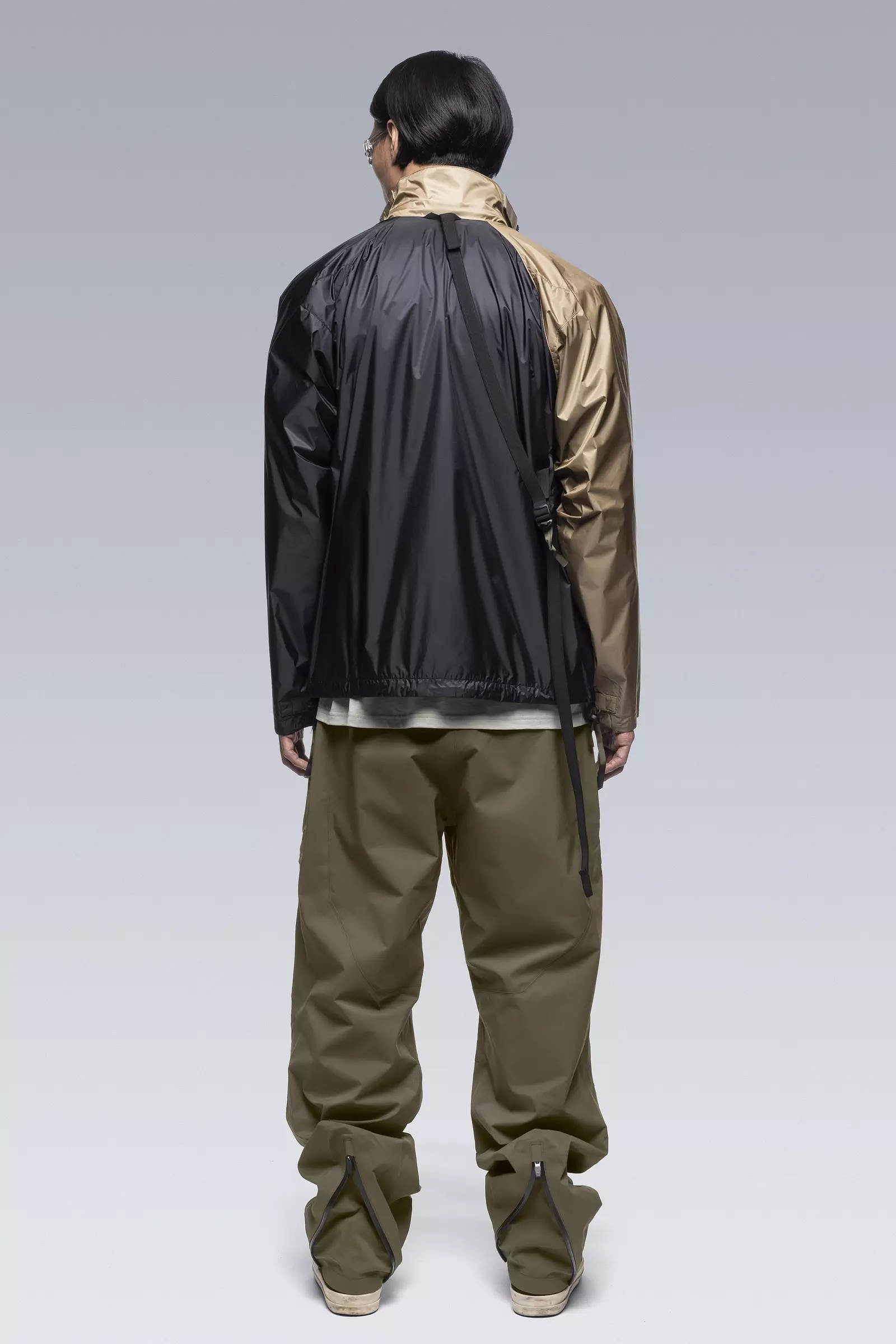 J95-WS 2L Gore-Tex Infinium™ Windstopper® Jacket Black/Khaki - 3