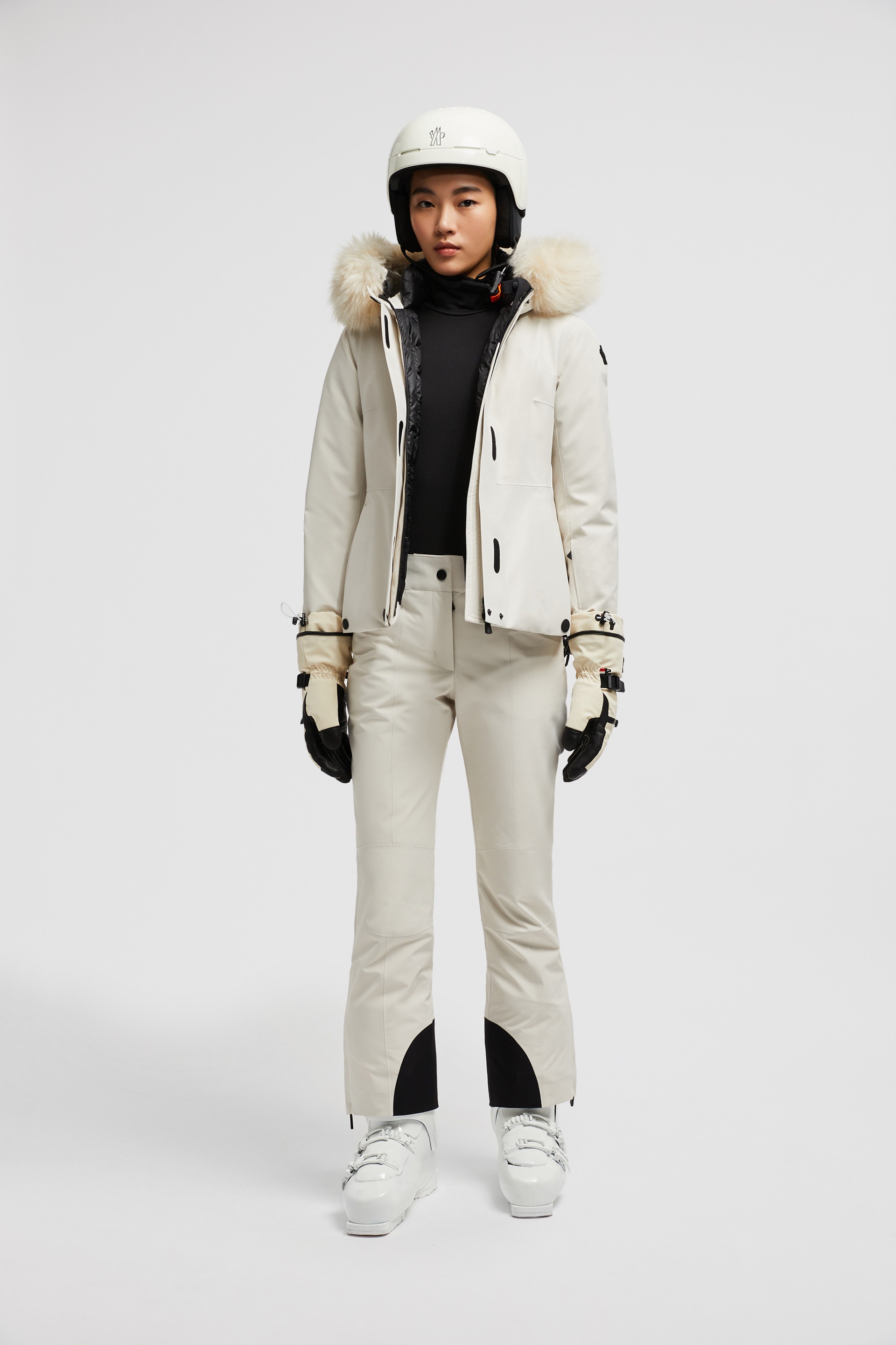 Padded GORE-TEX Ski Pants - 2