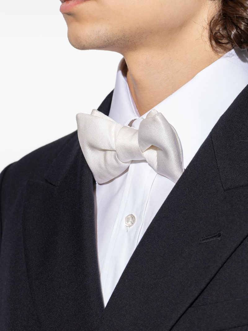 cream bow tie 3