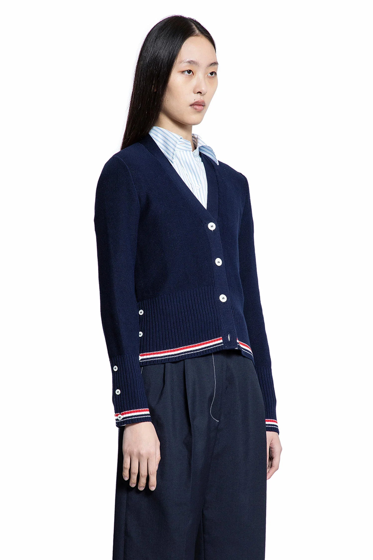 Textured-Stitch-V-Neck-Cardigan - 2