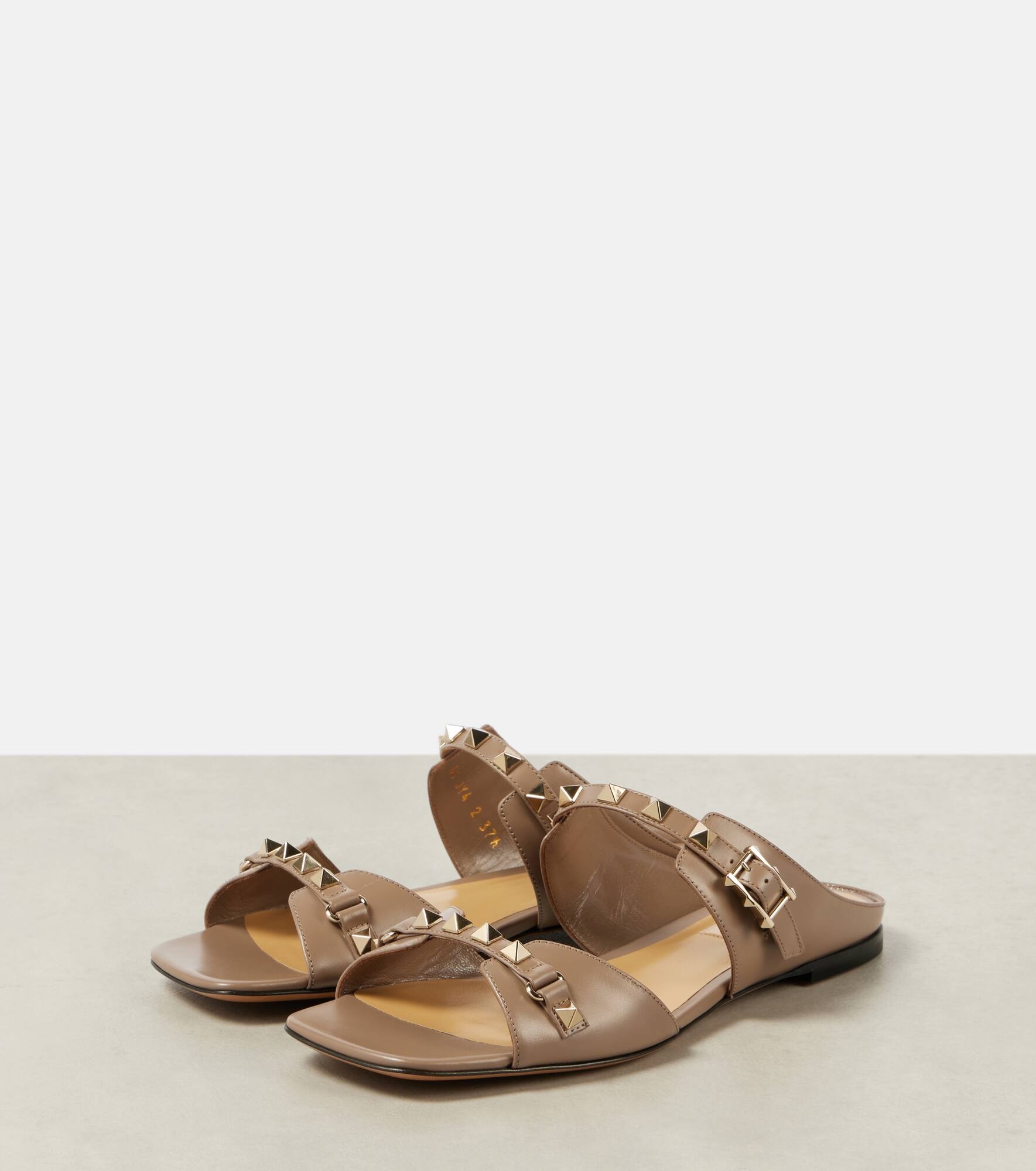 Rockstud leather sandals - 5