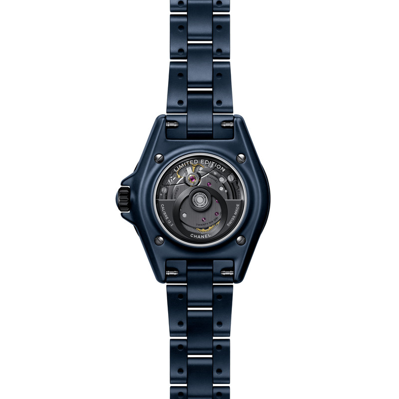 CHANEL J12 BLEU Watch Caliber 12.2, 33 MM outlook