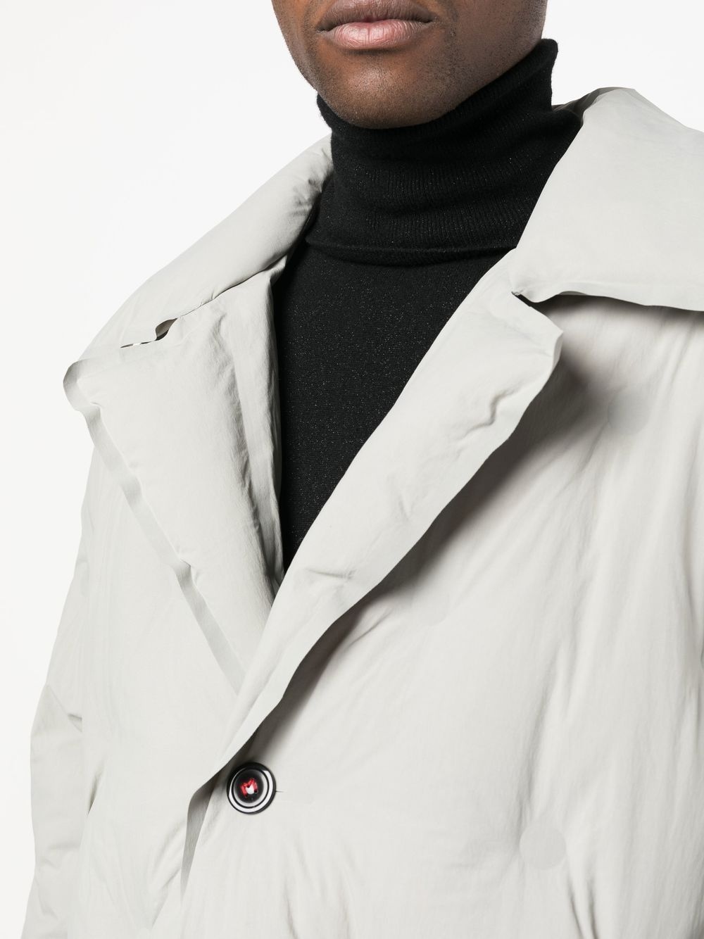 embossed-detail padded coat - 5