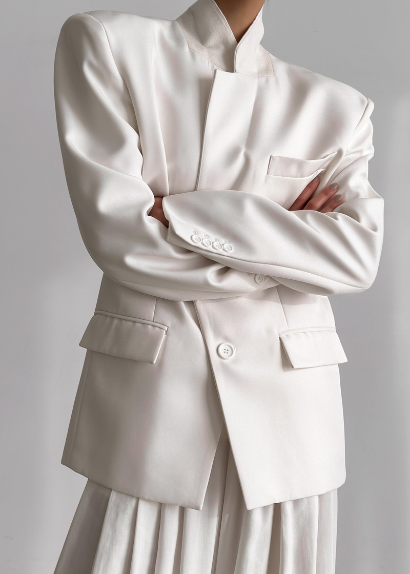 Jun Blazer - White 6