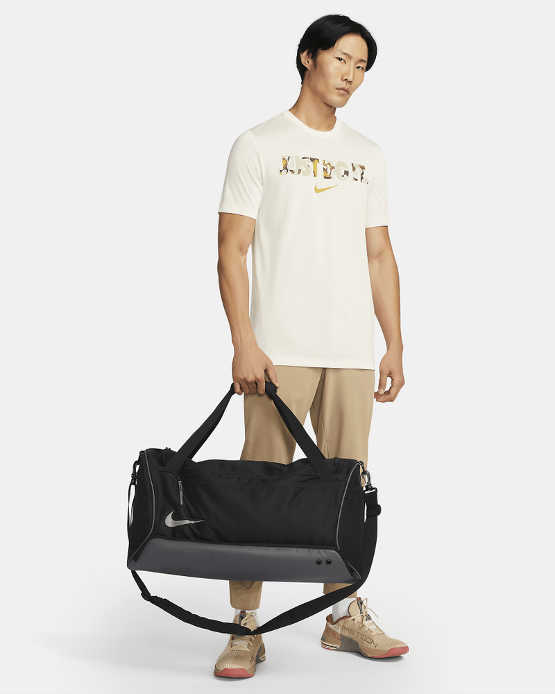 Nike Unisex Hoops Elite Duffel Bag (57L) 11