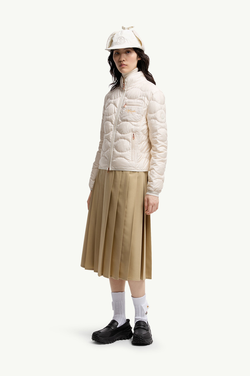 Moncler Tegea Wave-Quilted Short Down Jacket outlook