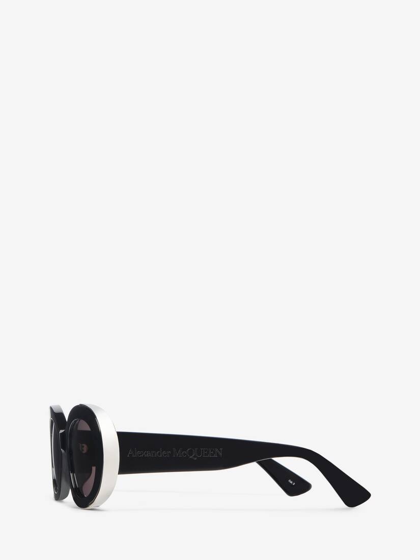 Women's The Grip Oval Sunglasses in Black/smoke - 4