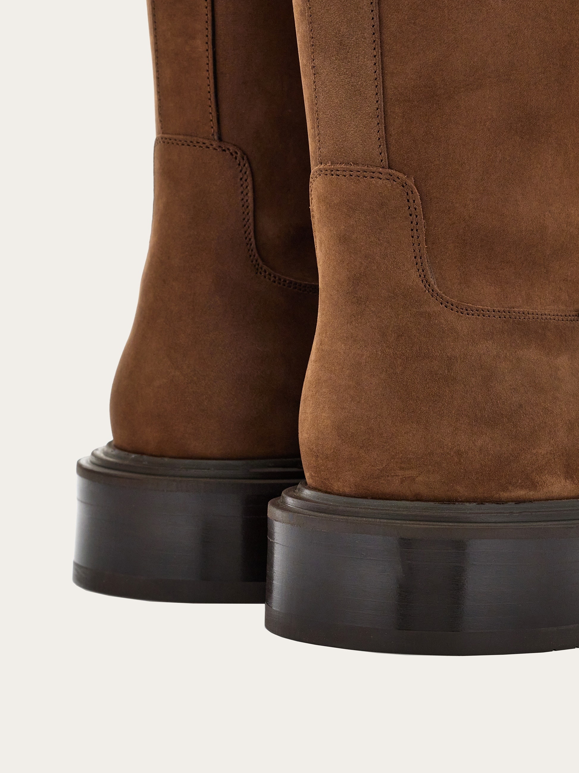 Ankle boot with rounded toe - 6
