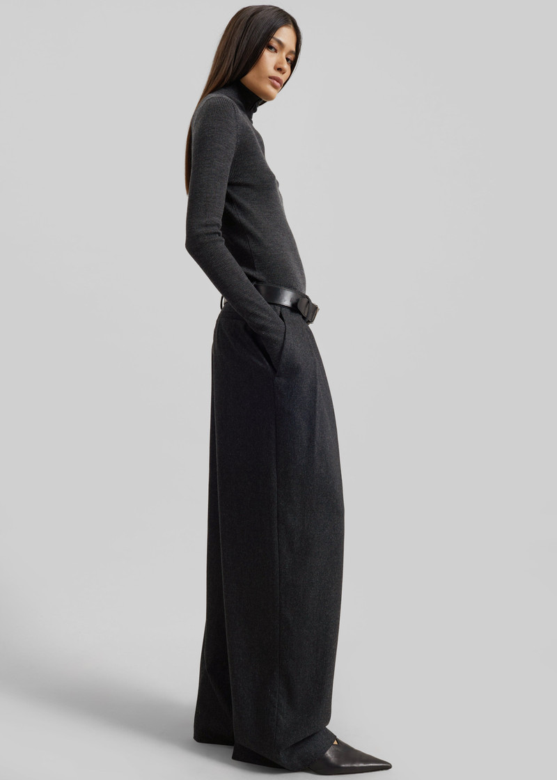 Ripley Flannel Pleated Trousers - Dark Grey 6