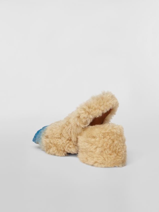 SHEEPSKIN PUMP WITH SQUARE COLOURFUL SPRAY CAPTOE - 3