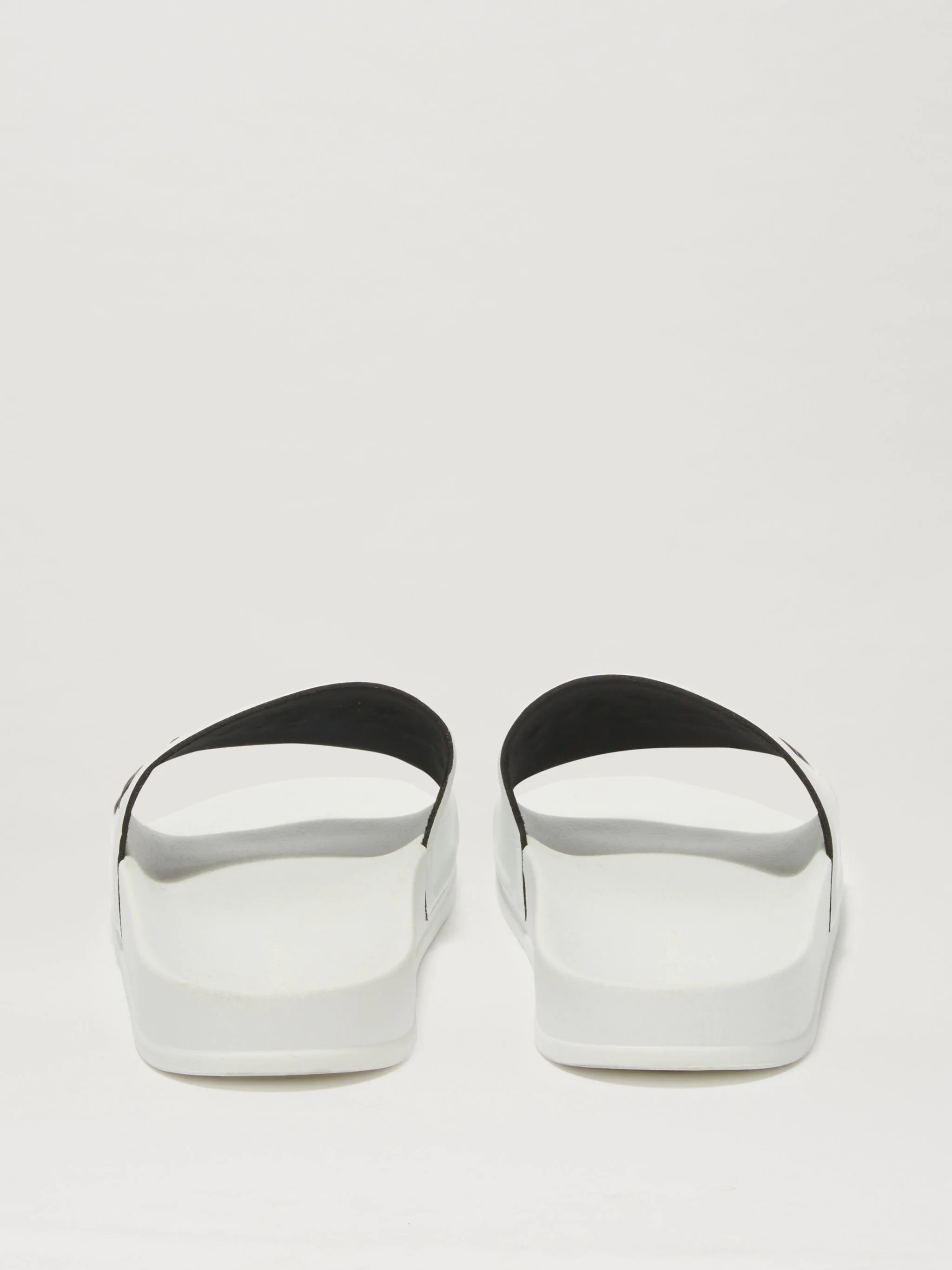 WHITE POOL SLIDERS - 3
