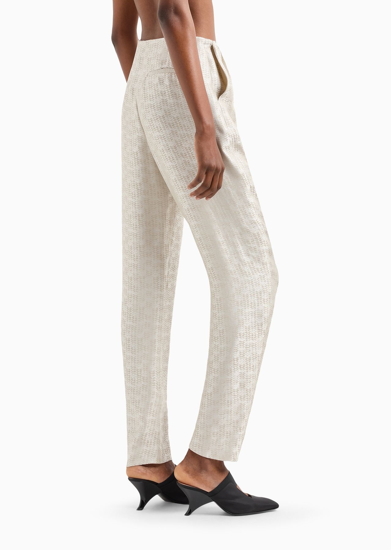 Oval-leg trousers in a chevron-motif viscose crêpe - 3