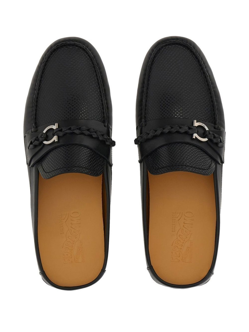 Gancini-plaque driving mules 4