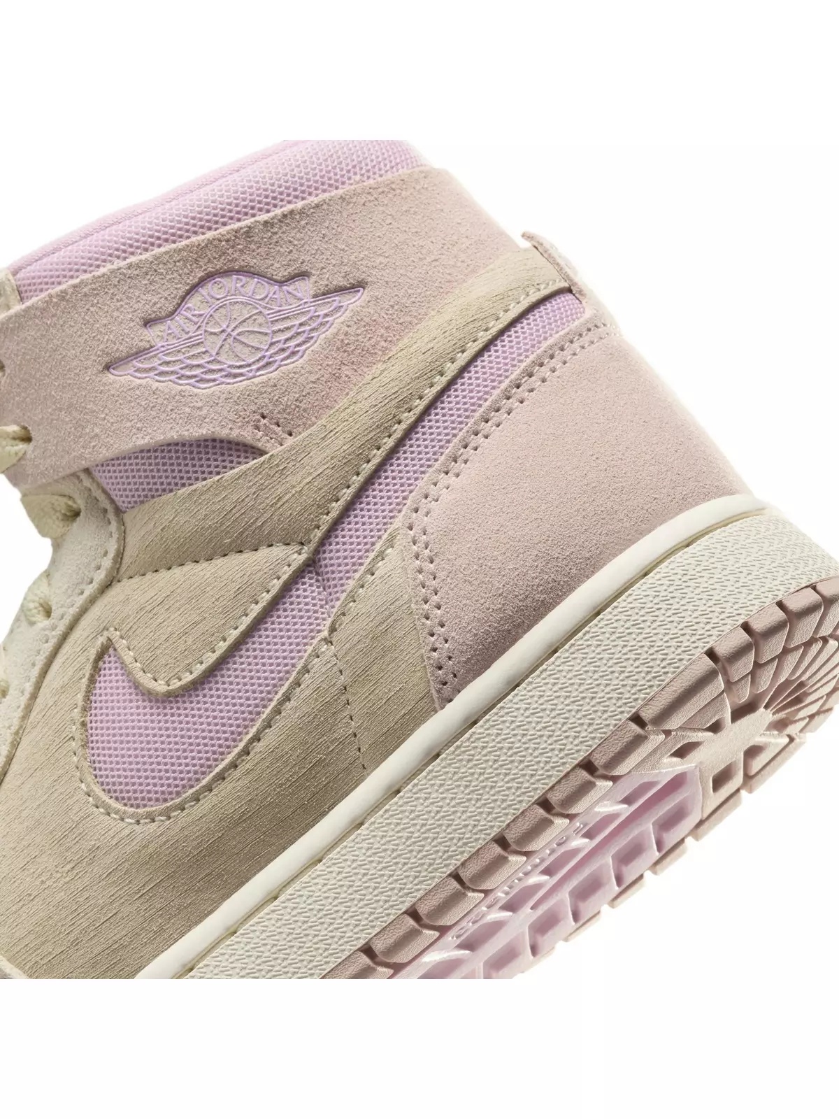 1 Zoom CMFT 2 "Muslin/Plum Chalk/Particle Beige/Sail" Women's Shoe - 9