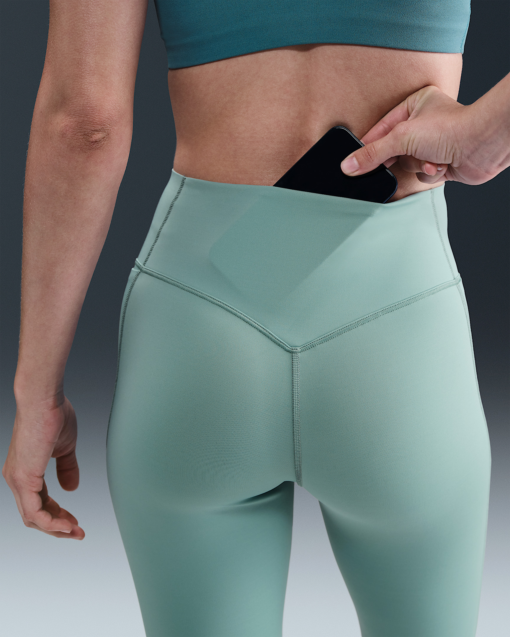 Nike Universa Women's Medium-Support High-Waisted 7/8 Leggings with Pockets - 7