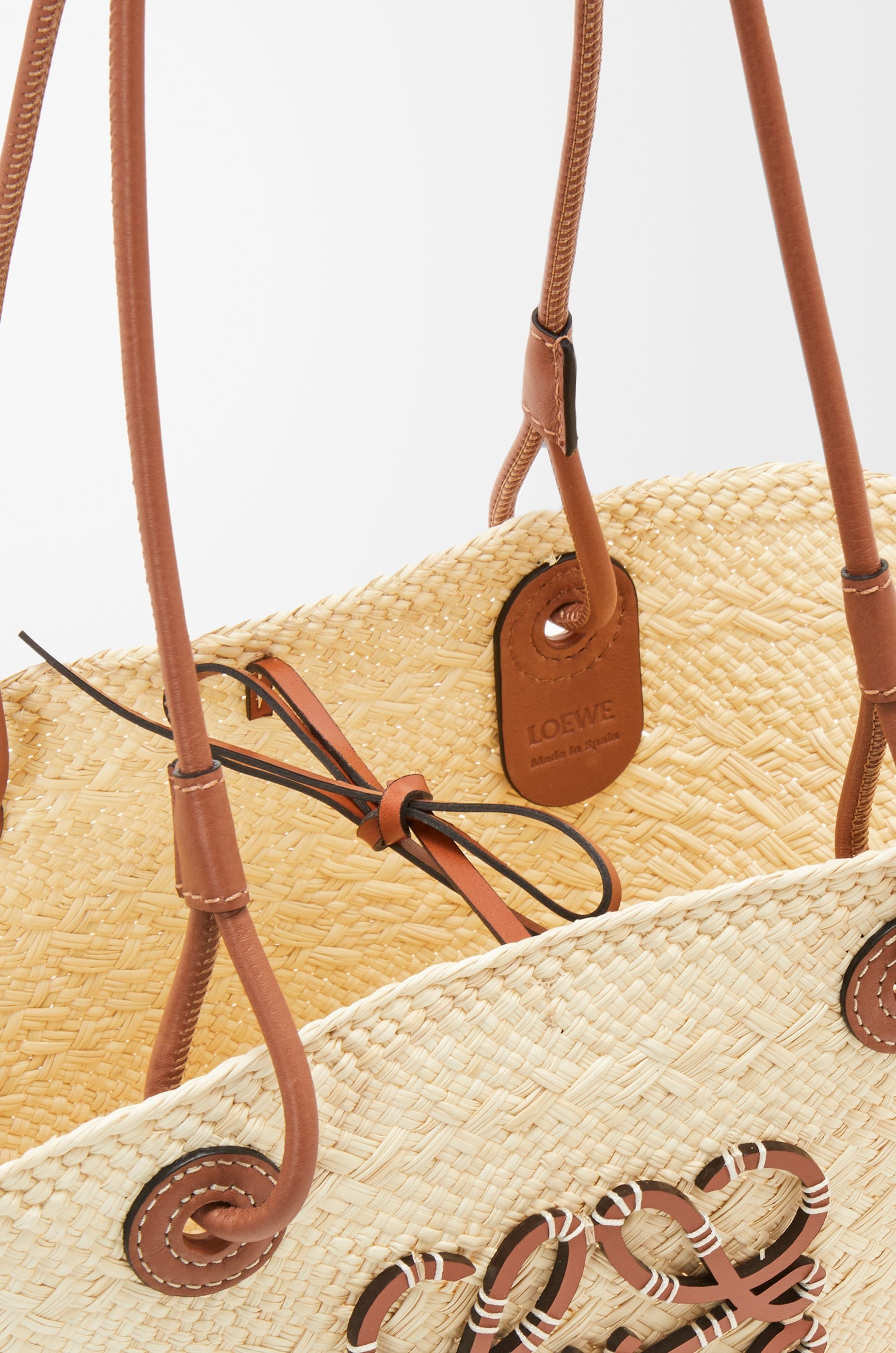 Anagram Basket bag in iraca palm and calfskin - 6