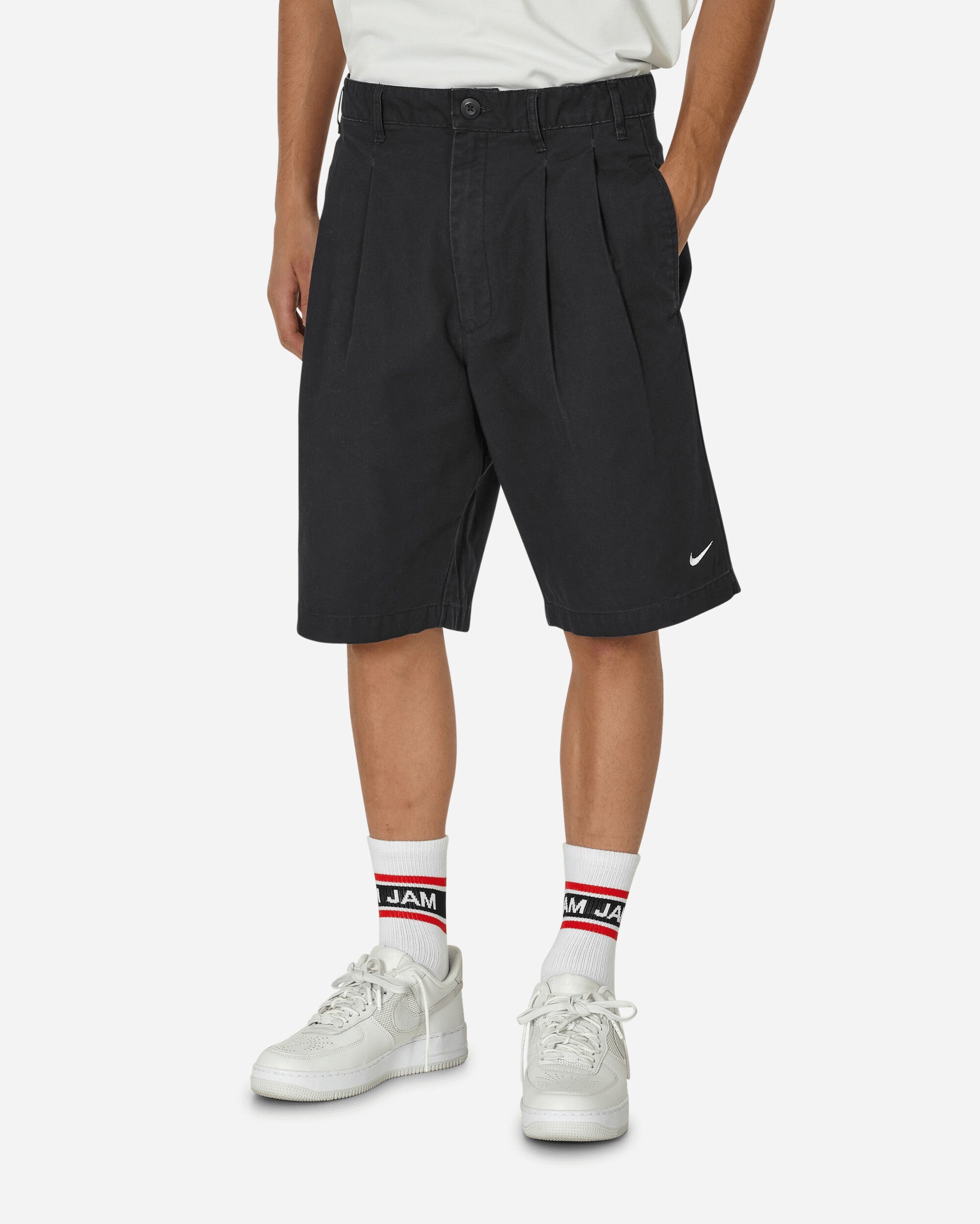 Pleated Chino Shorts Black - 1