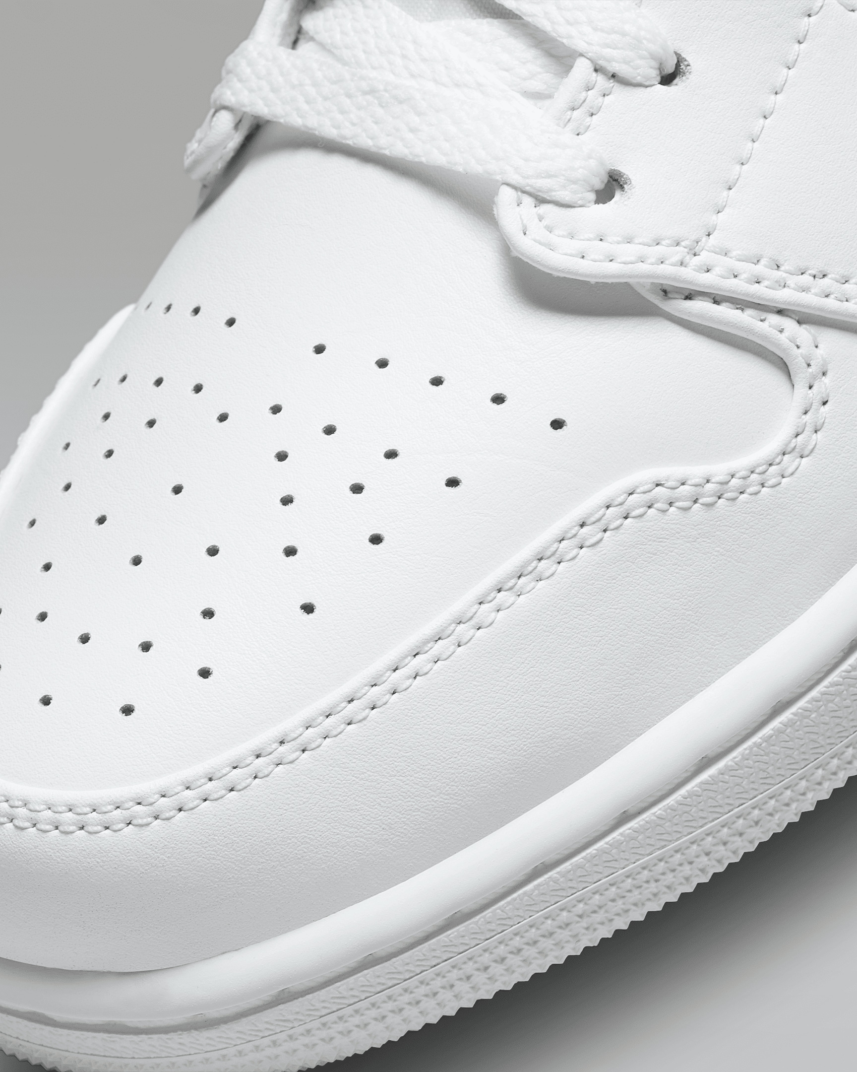 Men's Air Jordan 1 Low Shoes - 7