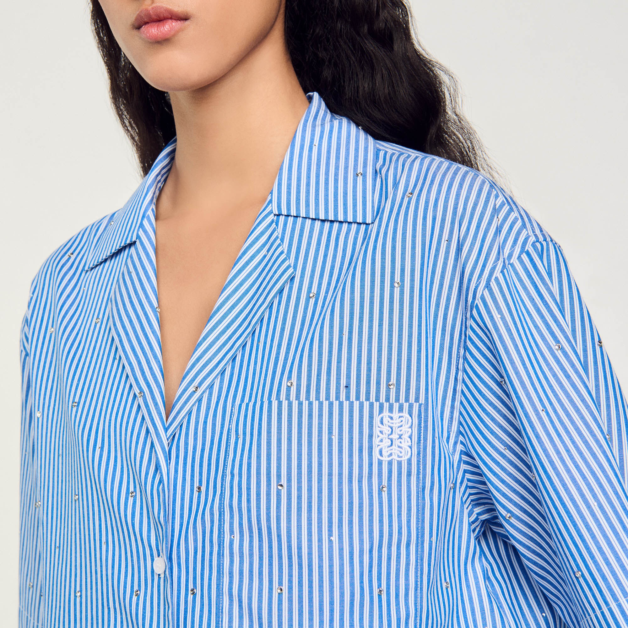 SHORT-SLEEVED RHINESTONE SHIRT - 4