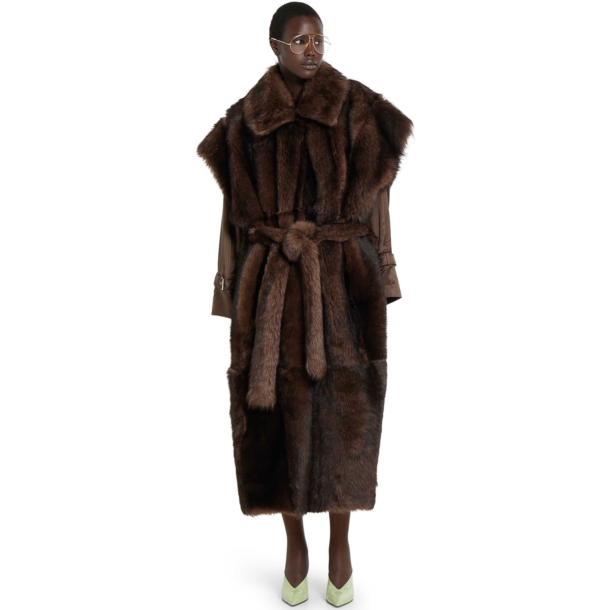 Soft hairy shearling coat with belt - 3