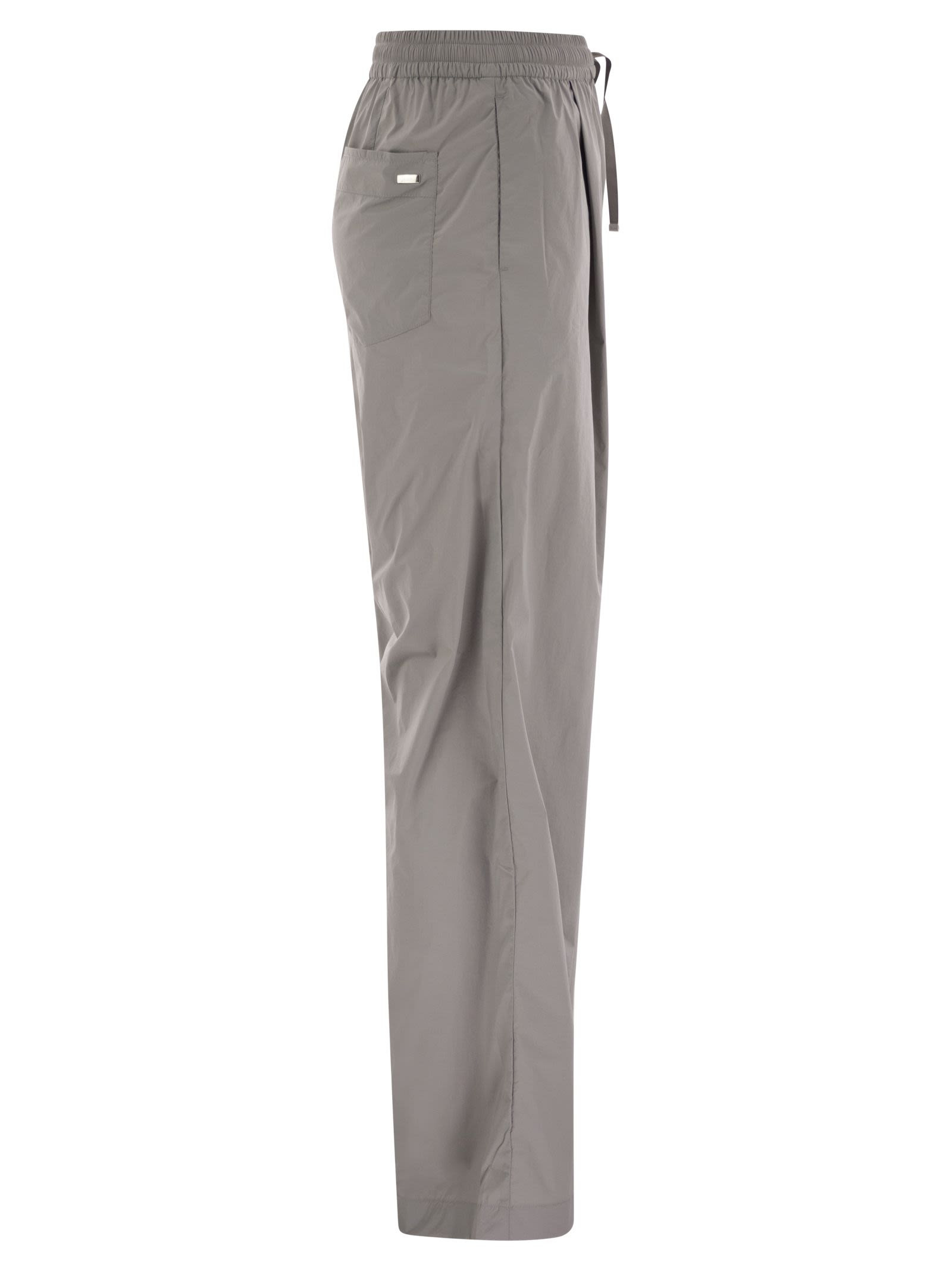 Herno Women Stretch Nylon Trousers - 3