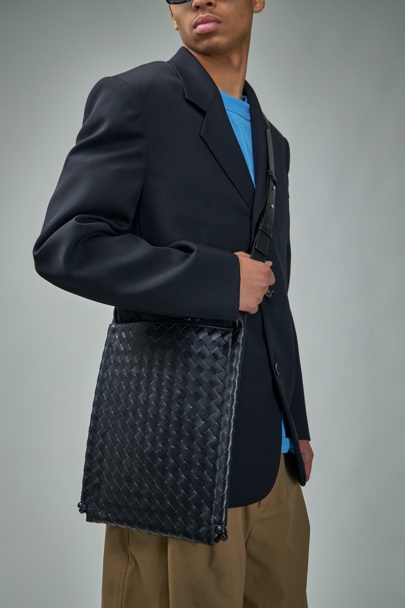 Bottega Veneta Large Flat Loop | labelsfashion | REVERSIBLE