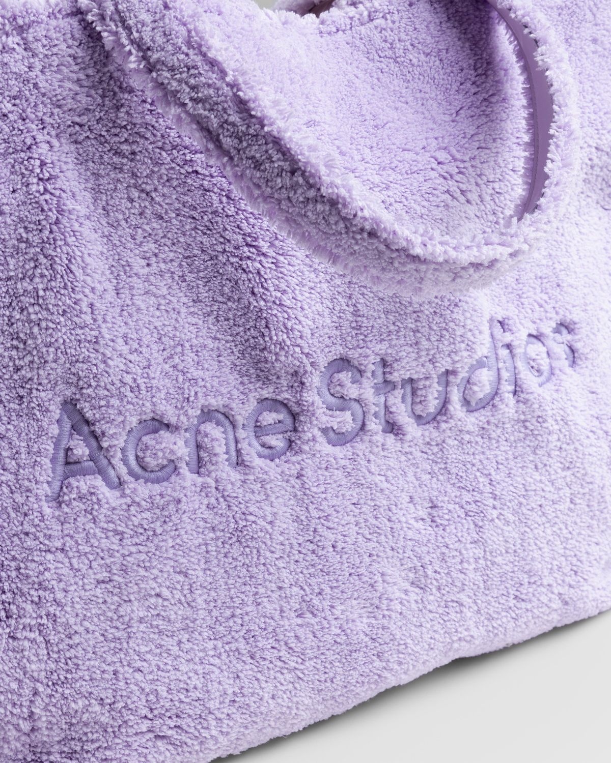 Acne Studios – Furry Logo Shoulder Tote Bag Lilac Purple - 4