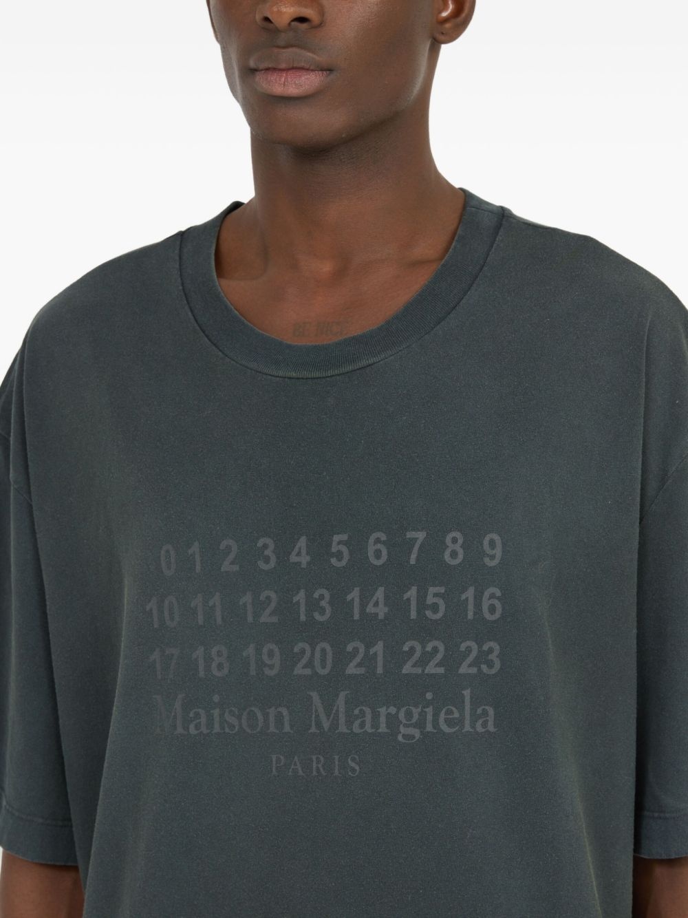logo-print T-shirt - 7