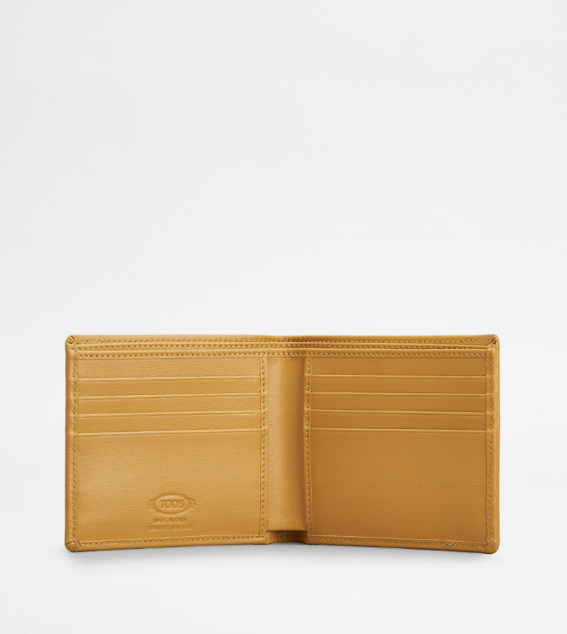 Tod's TOD'S WALLET IN LEATHER - YELLOW outlook