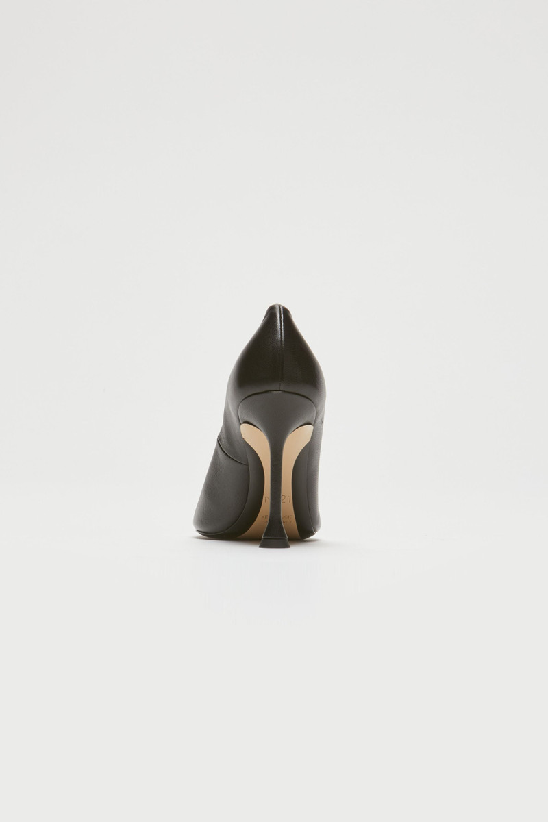 N°21 LOGO-PRINT PUMPS outlook