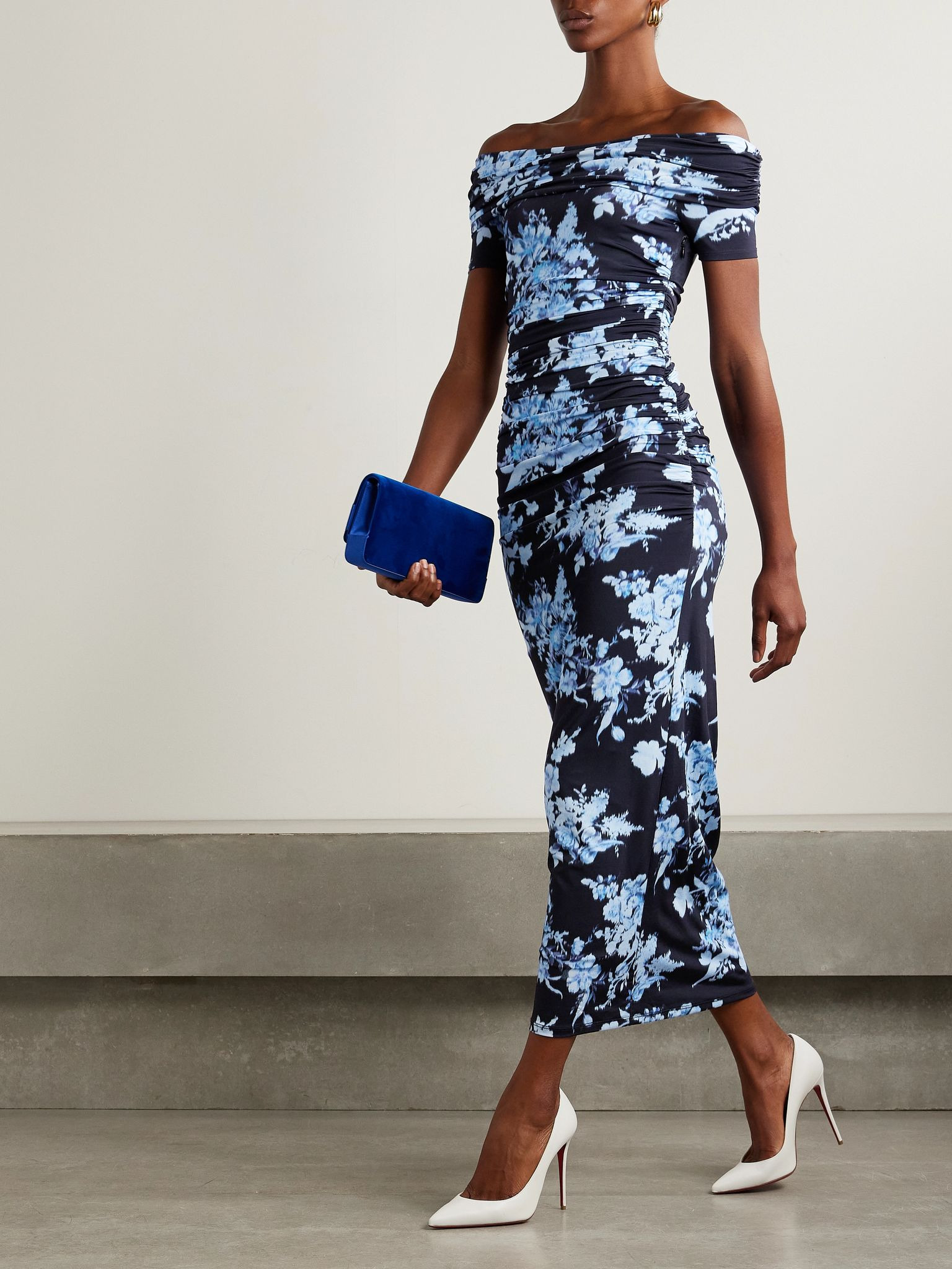 Off-the-shoulder ruched floral-print stretch-jersey midi dress Navy - 2