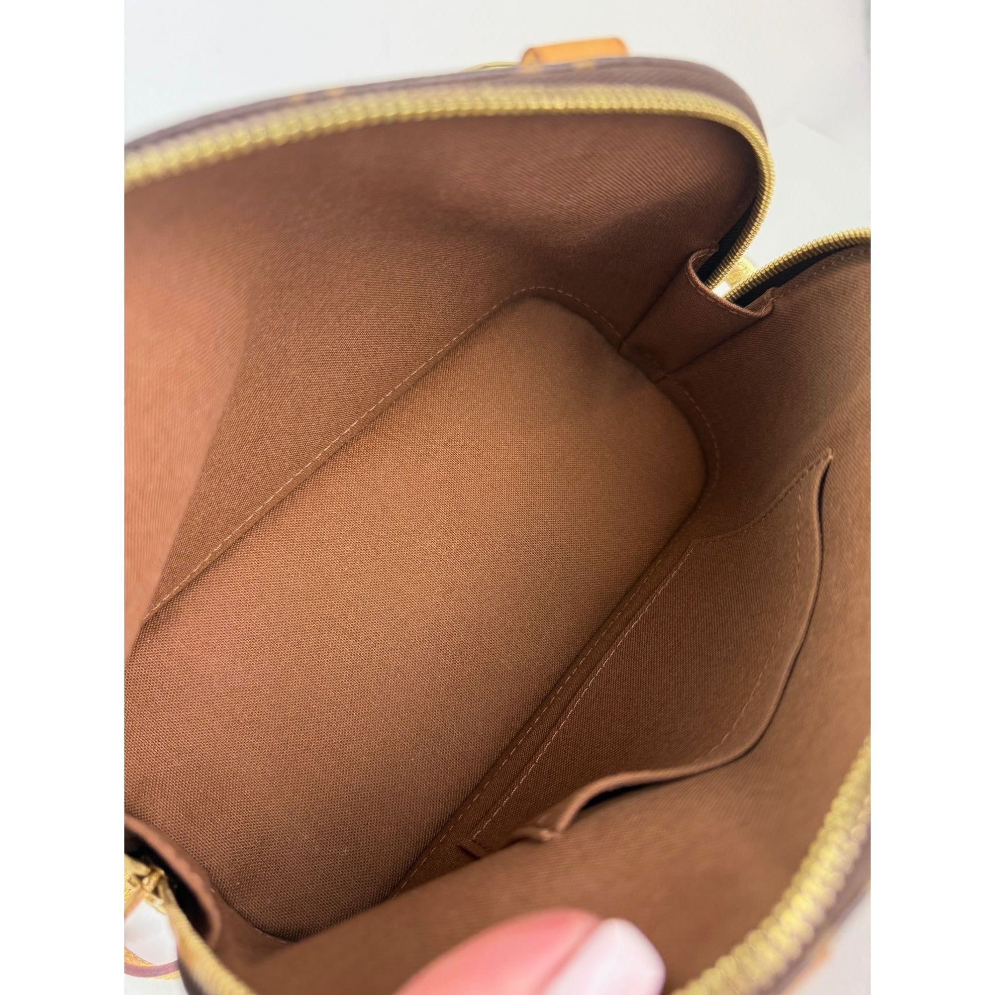Louis Vuitton Alma BB Monogram  Crossbody Bag Bag - 4