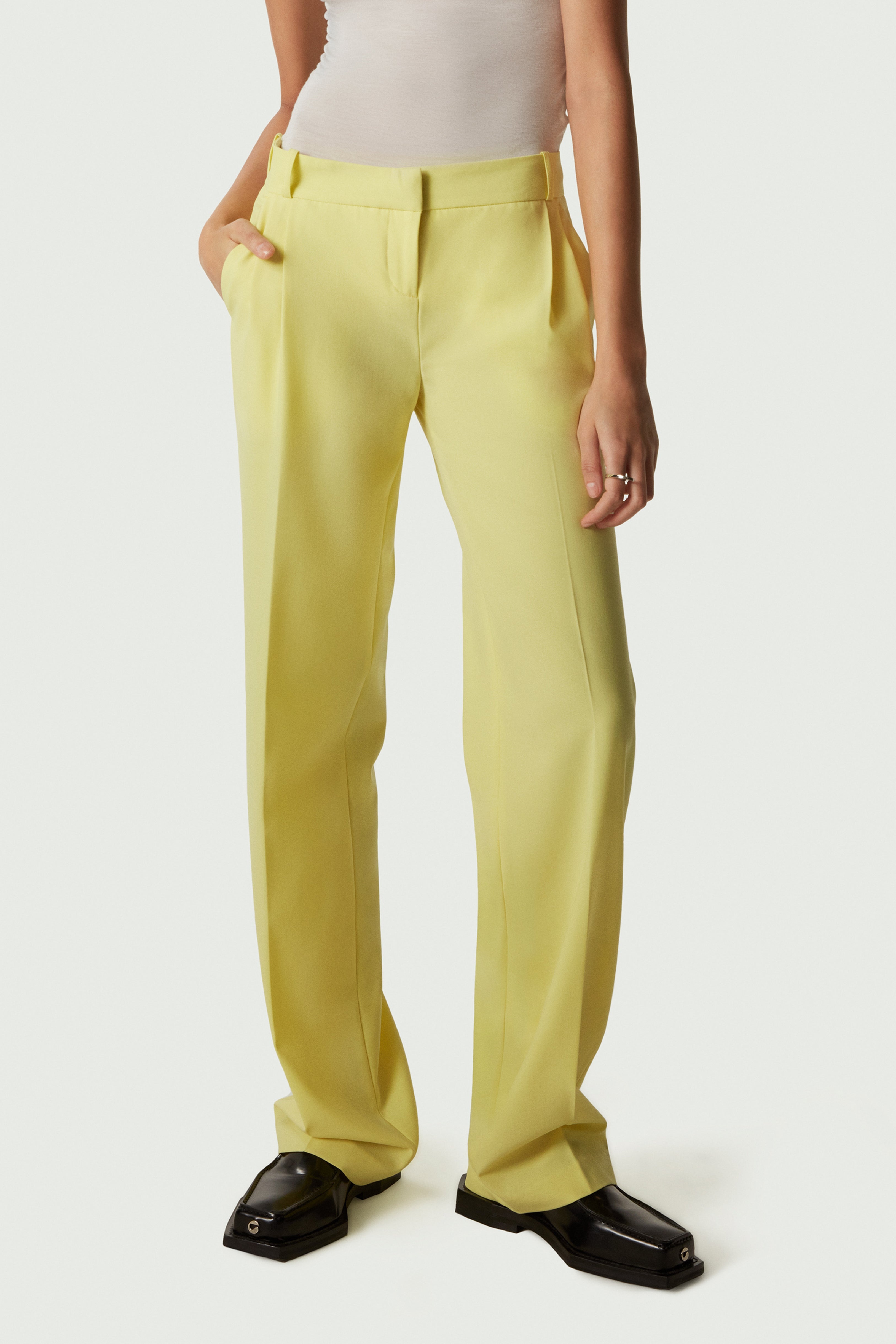 Low-rise loose tailored trousers - 1