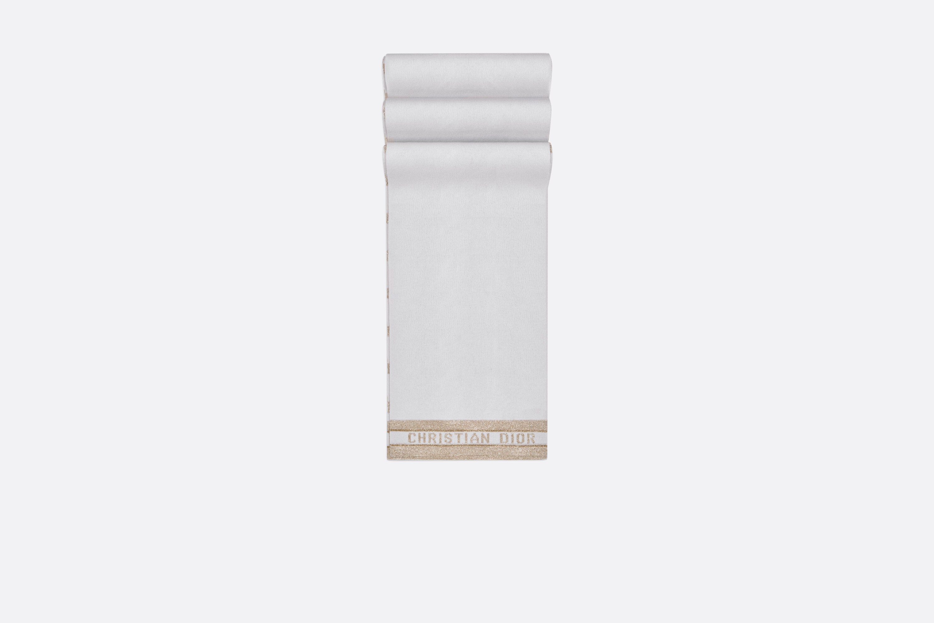 30 Montaigne Scarf - 3
