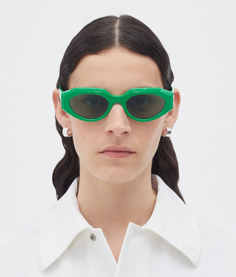 Bottega Veneta facet outlook