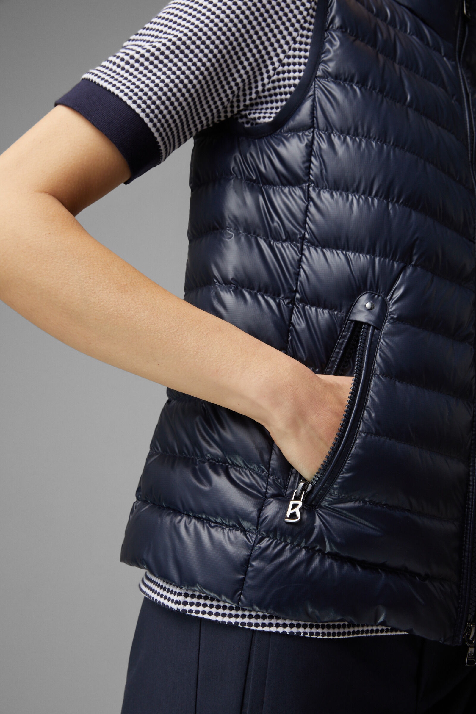 Florisa lightweight down vest in Navy blue - 6