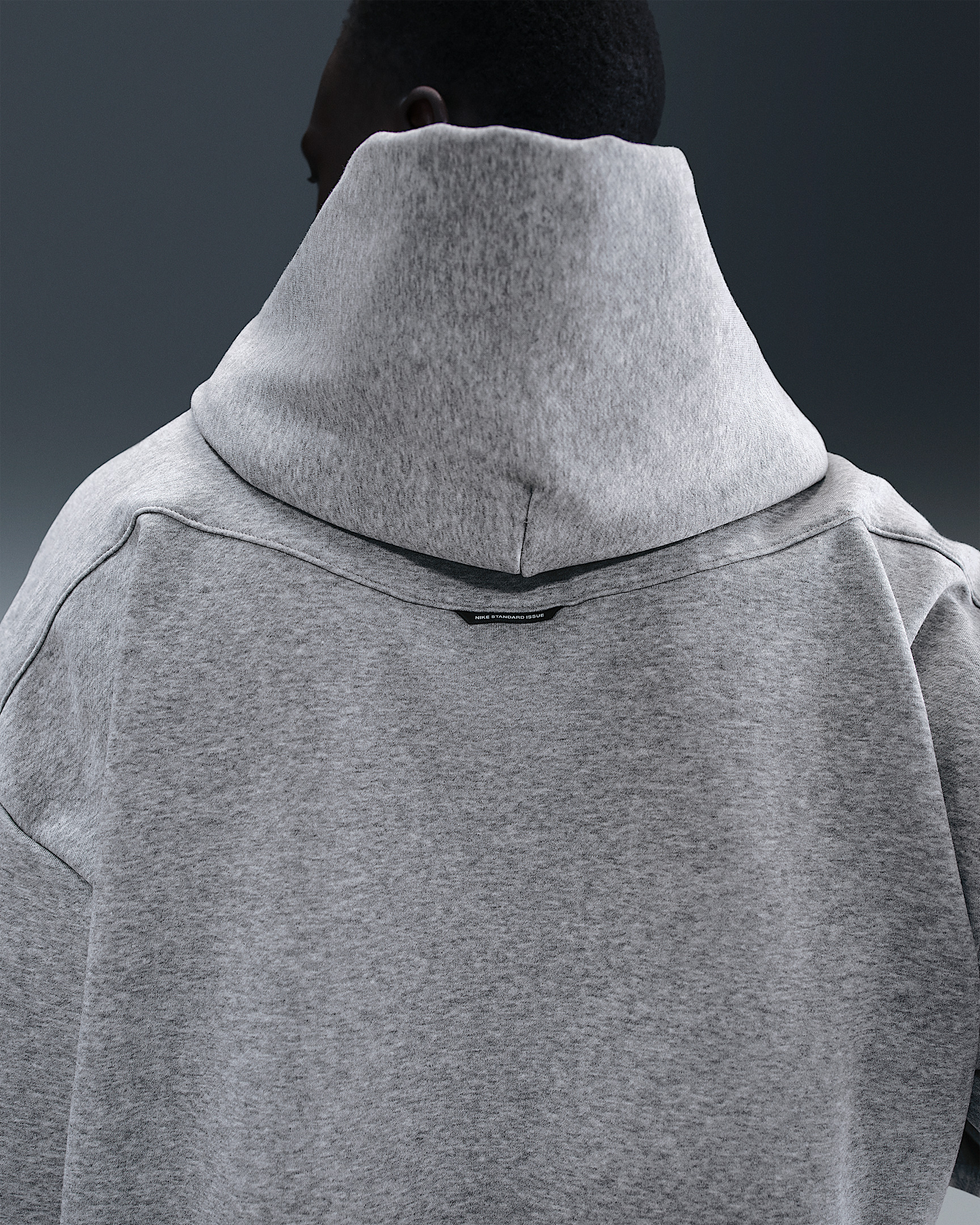Nike Standard Issue Men's Therma-FIT Brushed Basketball Pullover Hoodie - 2