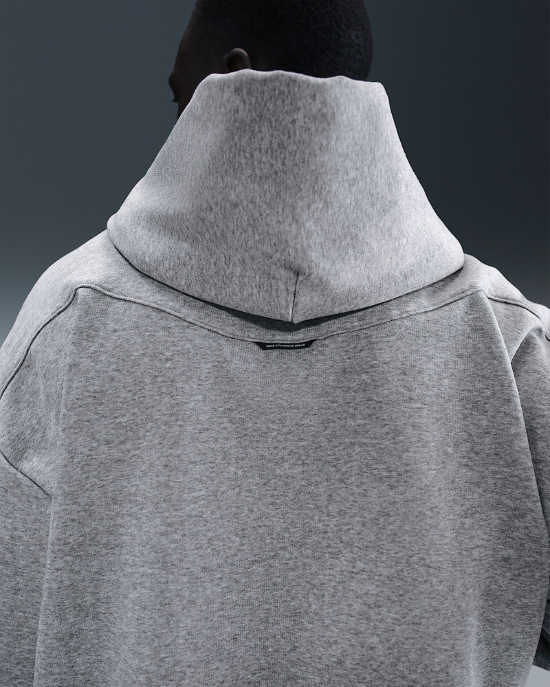 Nike Nike Standard Issue Men's Therma-FIT Brushed Basketball Pullover Hoodie outlook